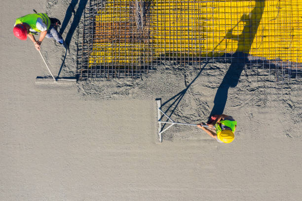 Best Commercial Concrete Services in Ballville, OH